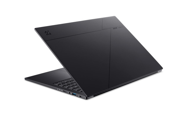 Acer Swift Go 16 AI Ultrabook - SFG16-74-744X OLED