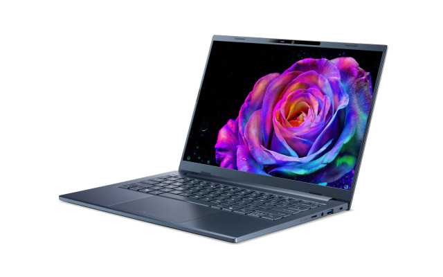 Acer Swift Go Ultrabook - SFG14-75-750Y OLED