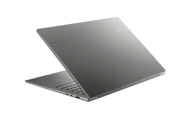 Acer Swift 16 AI OLED Érintőképernyős Ultrabook - SF16-71T-96F8