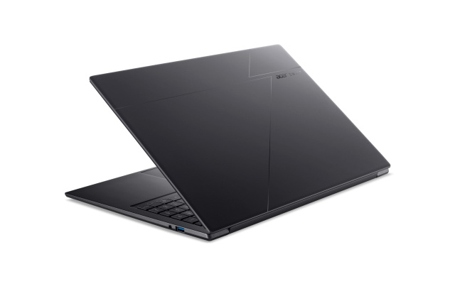 Acer Swift Go 16 AI Ultrabook - SFG16-I71-79E4 OLED