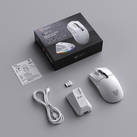 ONIKUMA DM10 Tri-Mode gamer egér + mágneses RGB töltődokkoló - Fehér