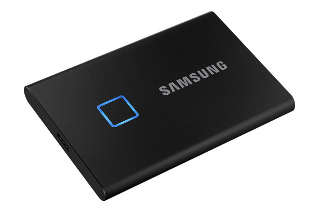 Samsung T7 Touch 2000GB USB 3.2 ujjlenyomatolvasós külső SSD - ezüst