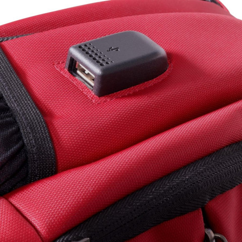 TOO 15,6" lopásbiztos/USB portos piros hátizsák