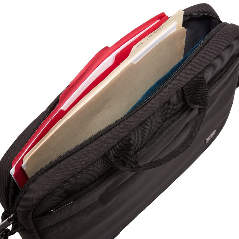 Case Logic Advantage Attaché 15,6" fekete notebook táska