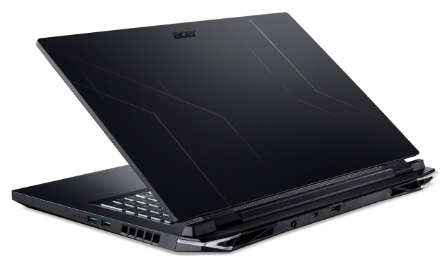 Acer Nitro 5 - AN517-42-R1T0
