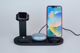 Boost Multifunkciós Vezeték nélküli töltőállomás - fekete