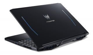 Acer Predator Helios 300 - PH315-52-746Q + AJÁNDÉK Predator Hybrid Hátizsák